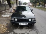 BMW 5 Series foto 1