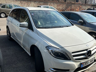 Mercedes B-Class foto 3