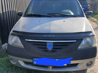 Dacia Logan foto 0