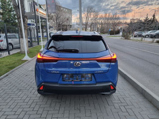 Lexus UX foto 6