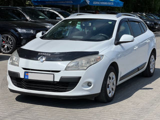 Renault Megane foto 1