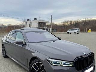 BMW 7 Series foto 7