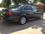 BMW 5 Series foto 3