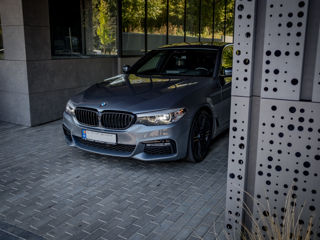 BMW 5 Series foto 2