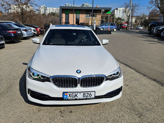 BMW 5 Series foto 3