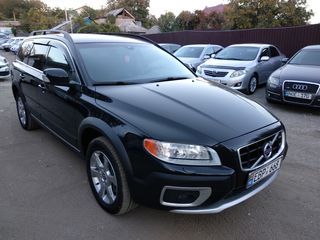 Volvo XC70 foto 1