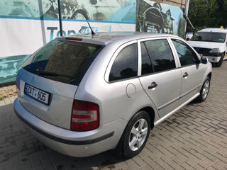 Skoda Fabia foto 4