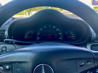 Mercedes C-Class foto 8