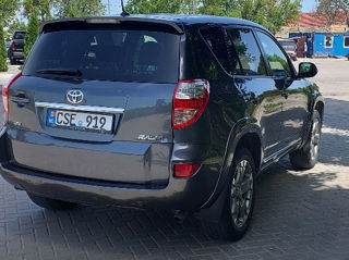 Toyota Rav 4 foto 4