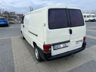 Volkswagen Transporter foto 5