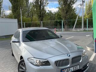 BMW 5 Series foto 1