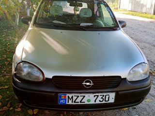 Mitsubishi Colt foto 4