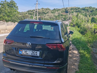 Volkswagen Tiguan foto 2