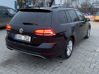 Volkswagen Golf foto 8