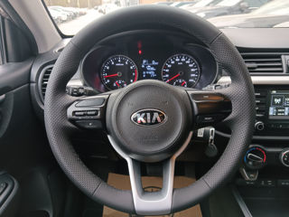 KIA Rio X-Line foto 13