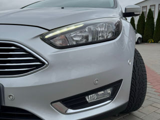 Ford Focus foto 6