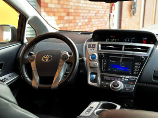 Toyota Prius Plus 7 locuri- Chirie Auto - Авто Прокат - Rent a Car foto 3