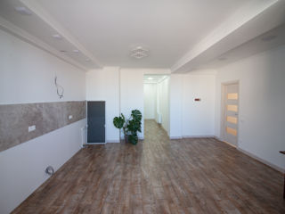 Apartament cu 1 cameră, 58 m², Centru, Ialoveni foto 2