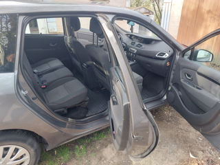 Renault Grand Scenic foto 5