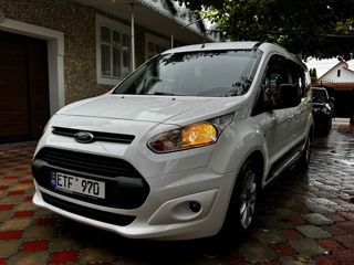 Ford Tourneo Connect foto 2