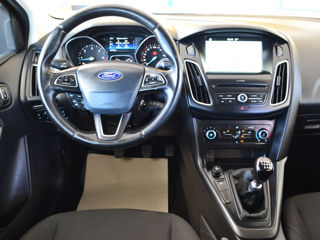 Ford Focus foto 5