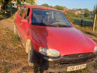 Ford Escort foto 1