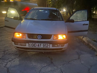 Volkswagen Passat foto 9