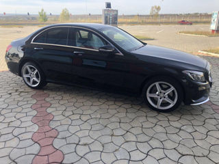 Mercedes C-Class foto 3