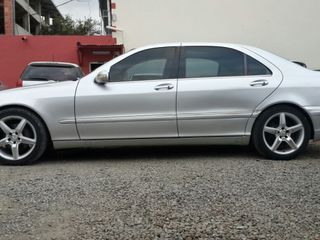 Mercedes S Class foto 2