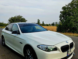 BMW 5 Series foto 2