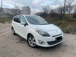 Renault Grand Scenic foto 4