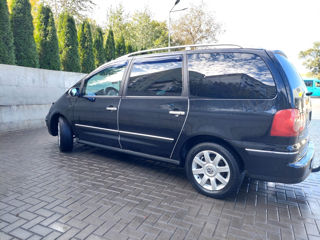 Volkswagen Sharan foto 6