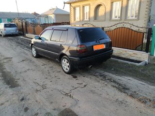 Volkswagen Golf foto 4