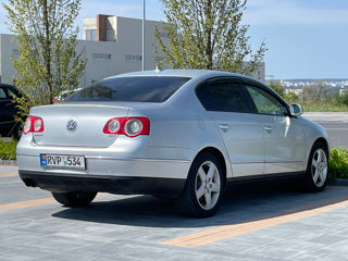 Volkswagen Passat foto 6