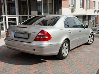 Mercedes E-Class foto 4