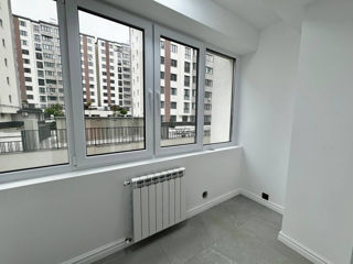 Apartament cu 2 camere, 78 m², Buiucani, Chișinău foto 9