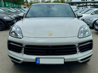 Porsche Cayenne foto 2