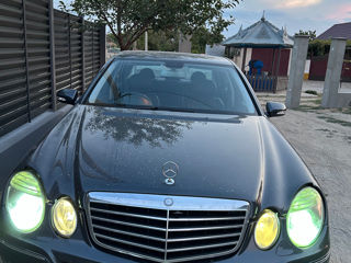 Mercedes E-Class foto 10