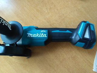 Makita DGA504 новая foto 4