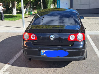 Volkswagen Passat foto 2