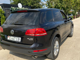 Volkswagen Touareg foto 3