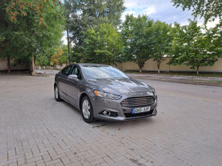 Ford Fusion foto 7