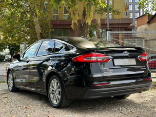 Ford Fusion foto 5