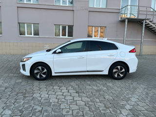 Hyundai Ioniq foto 3