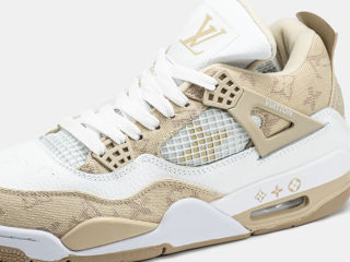 Nike Air Jordan 4 Retro Beige x Louis Vuitton Unisex foto 2