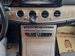 Mercedes E-Class foto 15