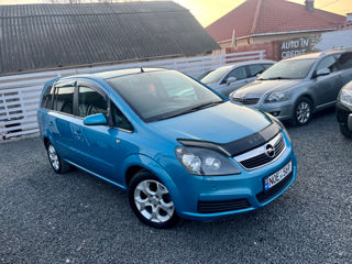 Opel Zafira foto 3