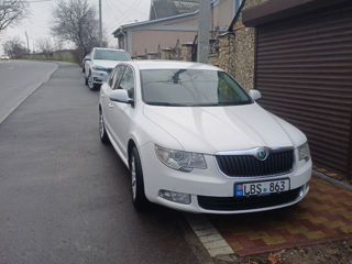 Skoda Superb foto 3