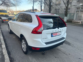 Volvo XC60 foto 5