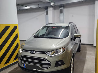 Ford EcoSport foto 2